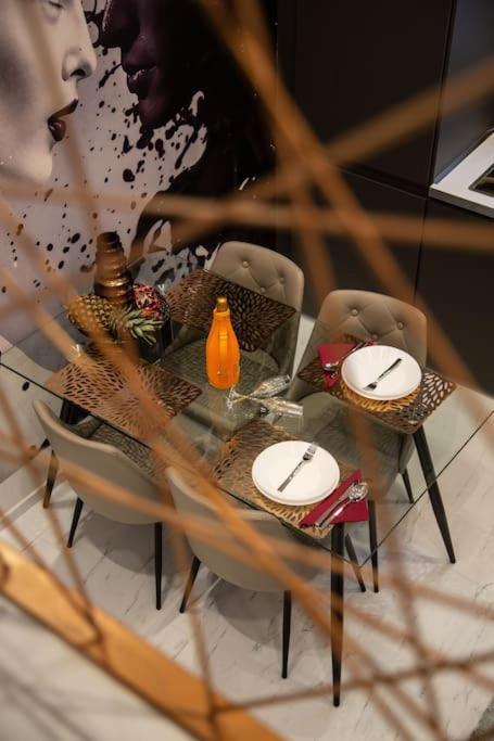 Premium Apartment By Hi5-King Street'S Luxury ブダペスト エクステリア 写真