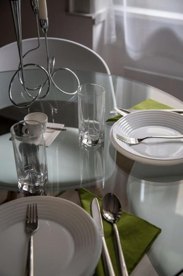 Premium Apartment By Hi5-King Street'S Luxury ブダペスト エクステリア 写真
