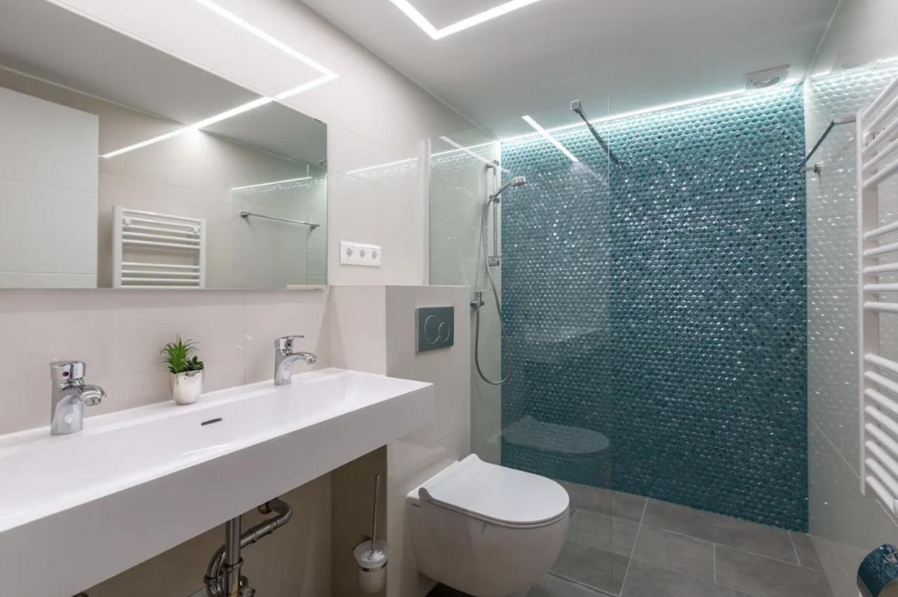 Premium Apartment By Hi5-King Street'S Luxury ブダペスト エクステリア 写真